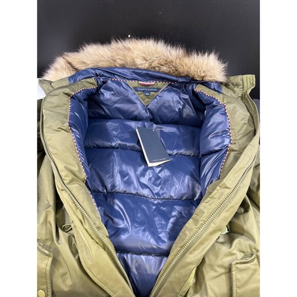 Tommy Hilfiger Women's Green Winter Puffer Coat Size L SKU 5671 - Picture 4 of 8
